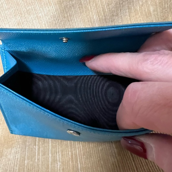 PRADA AUTHENTICATED VINTAGE NYLON & LEATHER BIFOLD WALLET. UGC. - Picture 4 of 15